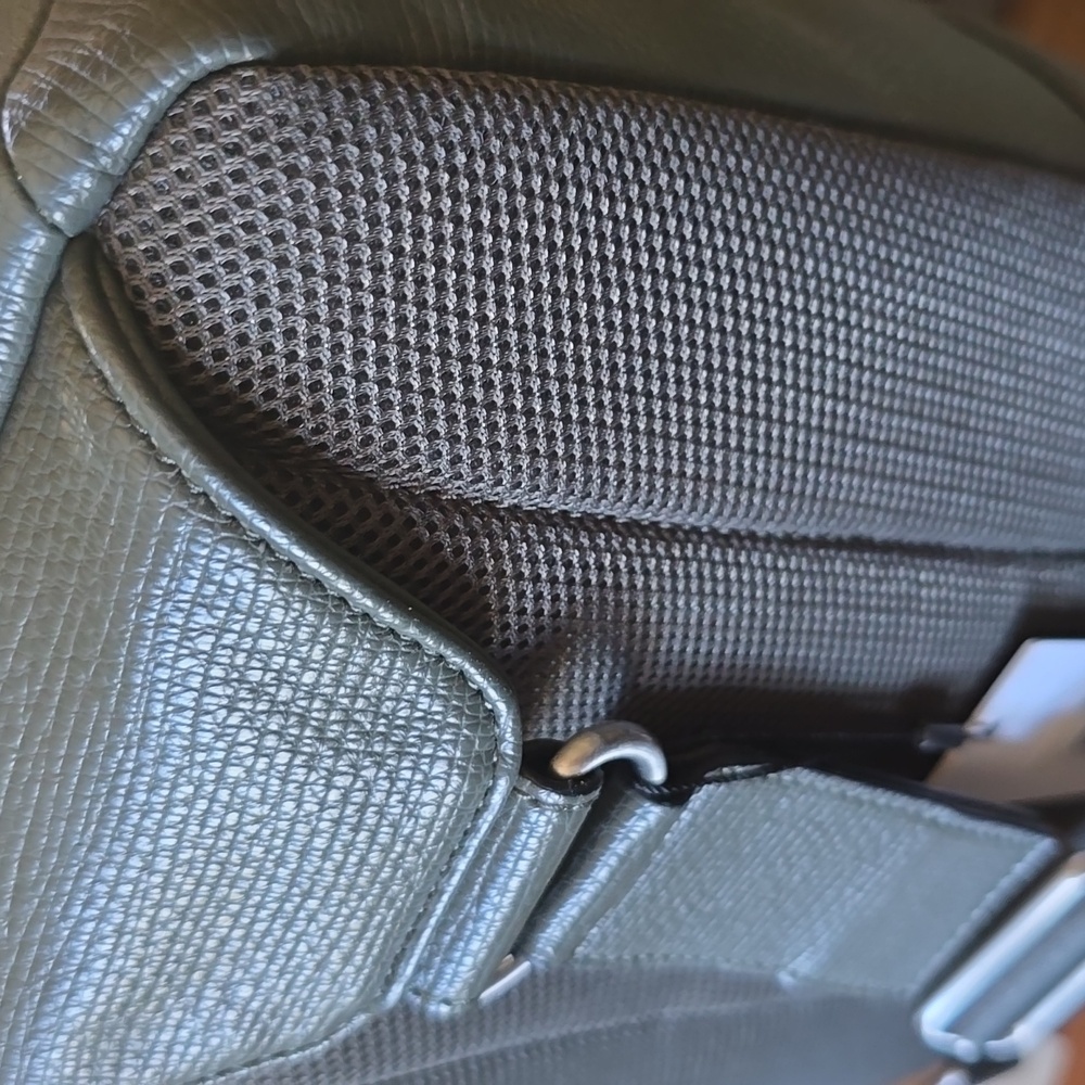 Calvin Klein Dark Green Men's Bag - Picture 8 of 8